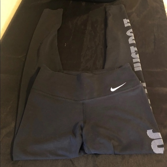 Nike leggings - Picture 1 of 3